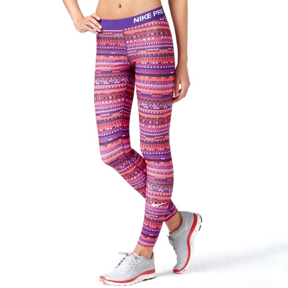 Nike Pro Hyperwarm 8-Bit Training Pants Women's Sz Small‎ NWOT